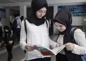 Можно ли носить хиджаб в школах Казахстана?