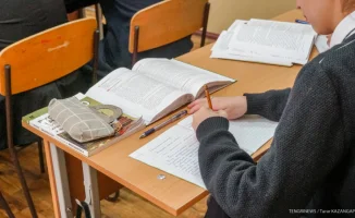 Министр Бейсембаев о проблеме переполненных школ в Казахстане