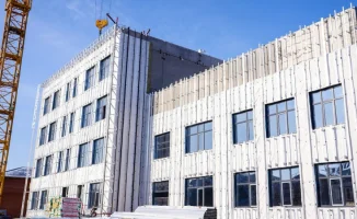 Аким Астаны о росте количества первоклассников: новые школы помогут решить давнюю проблему образования