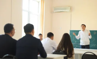 На Ustaz Cup в Шымкенте учителя обсудили инновации в образовании и их влияние на школьное обучение в Казахстане