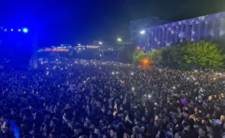 235 детей потерялись на праздничном концерте в Караганде: последствия для безопасности массовых мероприятий