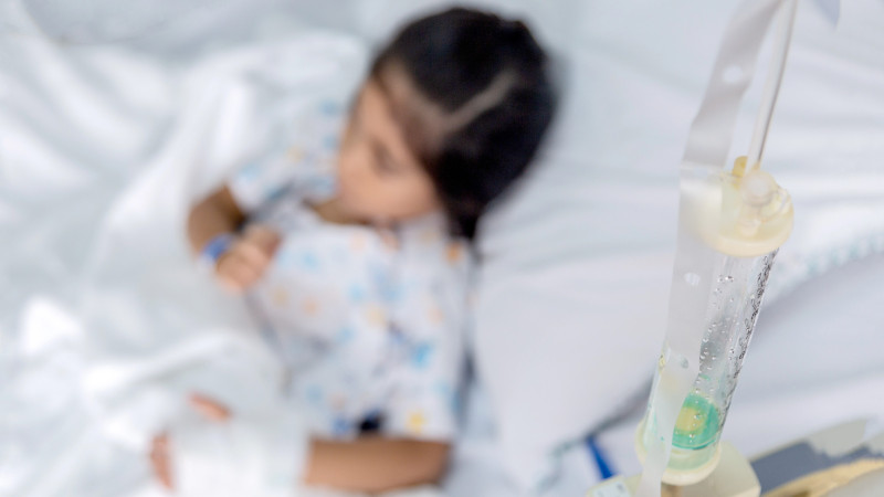 Массовое отравление в Бишкеке: 58 человек после шаурмы