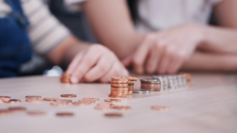 Свет в окнах детских: пособия на рождение и уход охватывают 508 тысяч семей