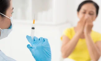 Казахстан: Вакцинация под угрозой — 20 тысяч отказов!