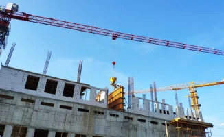 Долгострои в Атырау: подрядчики не успевают строить школы