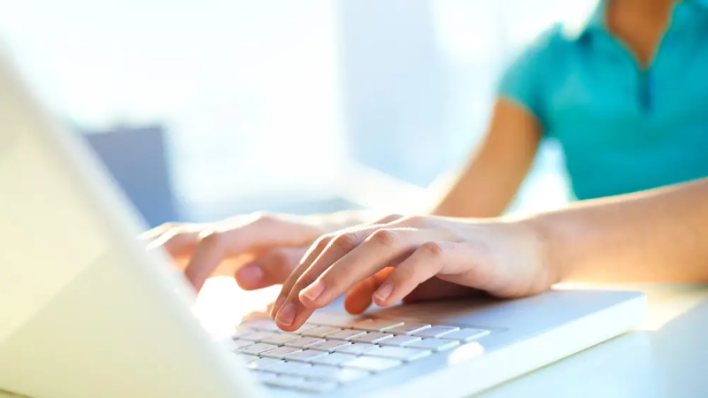 Вето на уроки: 6784 класса в Казахстане продолжают учиться за экранами