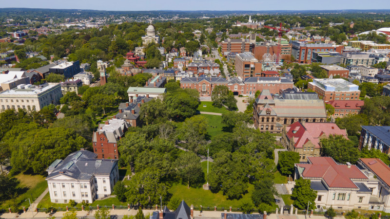 Стрельба в Брауновском университете: два человека погибли, девять получили ранения во время экзаменов