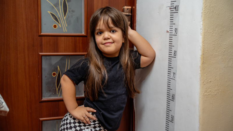 Дюймовочка из Тараза: Как судьба маленькой Миланы повлияла на жизнь её бабушки в Алматы