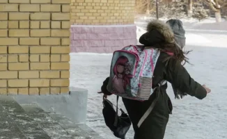 Непогода в Астане: учащиеся переведены на дистанционное обучение в столичных школах