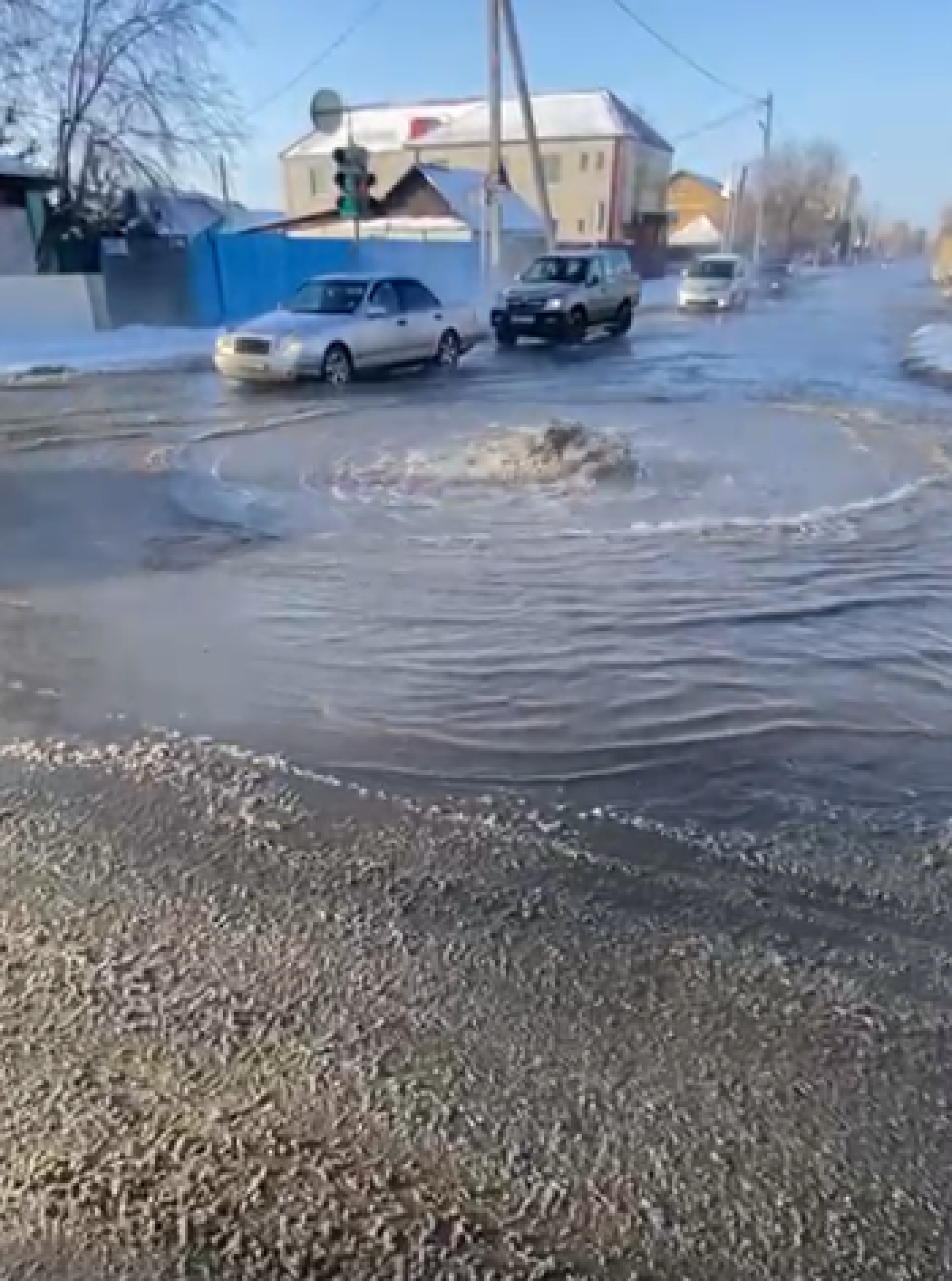 Кадры из видео