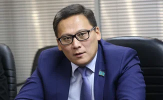 Осуждённый экс-ректор МУИТ Дамир Шыныбеков замечен в ТРЦ: объяснение КУИС