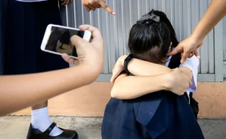 Травля школьницы в Алматы: уголовное дело закрыто после инцидента