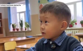 Четырехлетний вундеркинд покоряет школу в Туркестане