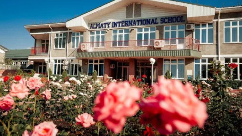 Трагедия в Алматы: элитная школа комментирует инцидент с ученицей