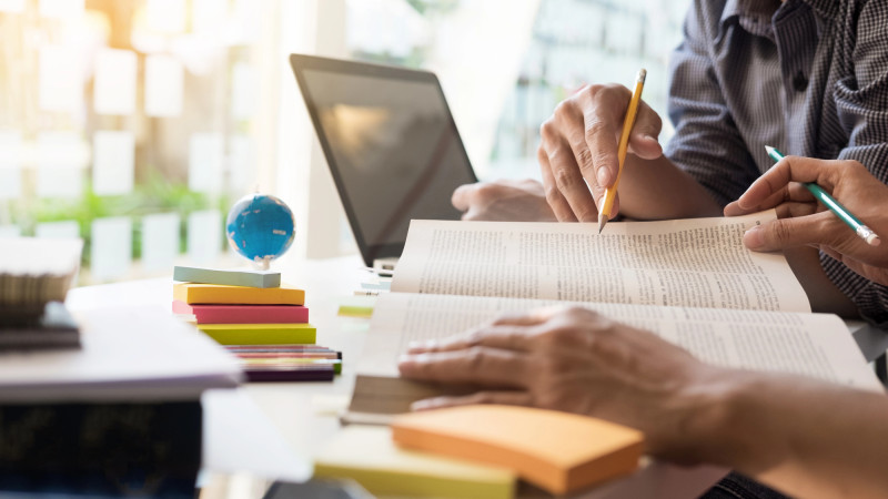 Президент Казахстана пересматривает госгранты: высшее образование на осмотре