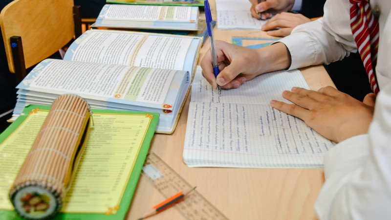 Казахстанские школьники: на страницах учебников зазвучит новый голос знаний