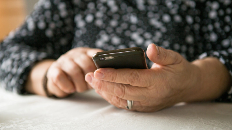 Глобальное исследование: Интернет может снизить риск деменции у пожилых людей