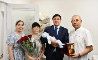 Актобе отмечает важную веху: население достигло 600 тысяч с рождением мальчика Мансура